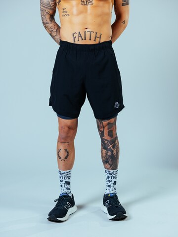 Lifters Slimfit Sporthose 'Hybrid 2-in-1' in Schwarz: Vorderseite