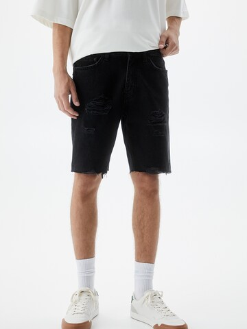 Pull&Bear Regular Jeans in Black: front