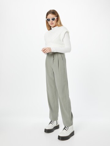 Moves Loose fit Pleat-front trousers 'Nimma' in Green