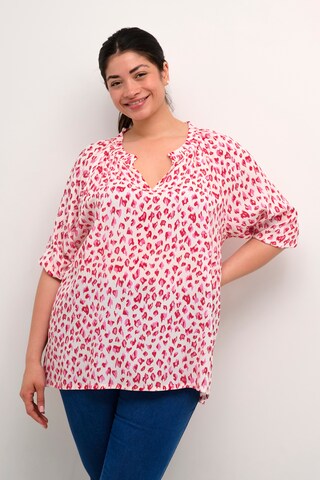 KAFFE CURVE Bluse 'Sigrida' i pink: forside