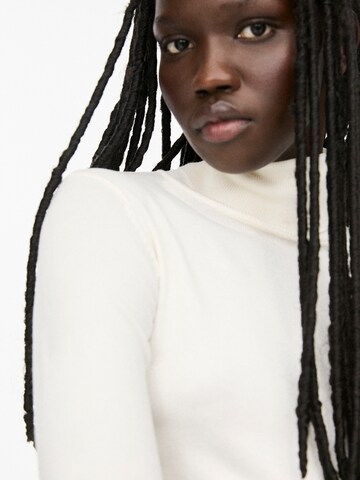 Pull&Bear Pullover in Beige
