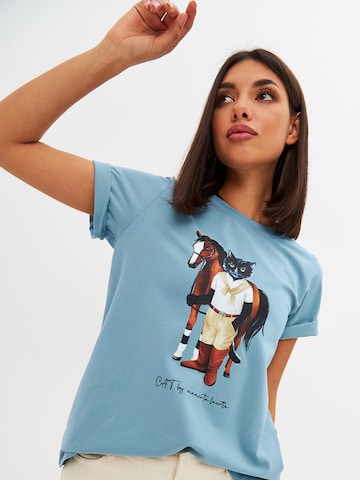 CAT by Maniita Lacitta Shirt 'RIDER CAT' in Blauw