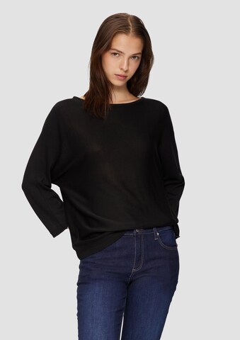 Pull-over QS en noir : devant