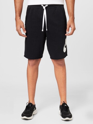 Loosefit Pantalon 'Club Alumni' Nike Sportswear en noir : devant