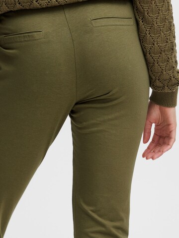 Tapered Pantaloni con pieghe 'PANDINA' di b.young in verde