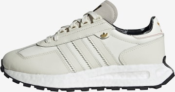 Baskets basses 'Retropy E5' ADIDAS ORIGINALS en blanc : devant