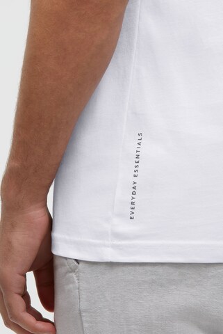 CMPD T-Shirt mit Puffprint in Weiß