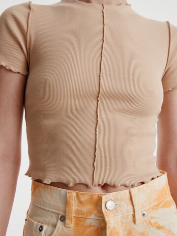 EDITED T-shirt 'Joana' i beige