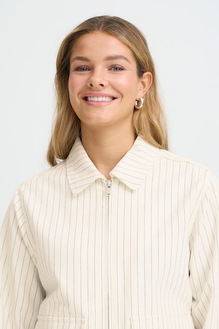 Veste mi-saison 'FRINEZ' Fransa en blanc