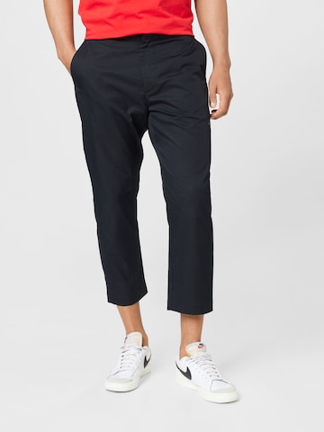 Nike Sportswear Regular Pants in Black: front