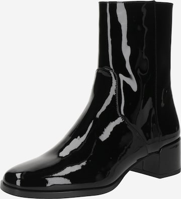 juoda & Other Stories Aulinukai: priekis