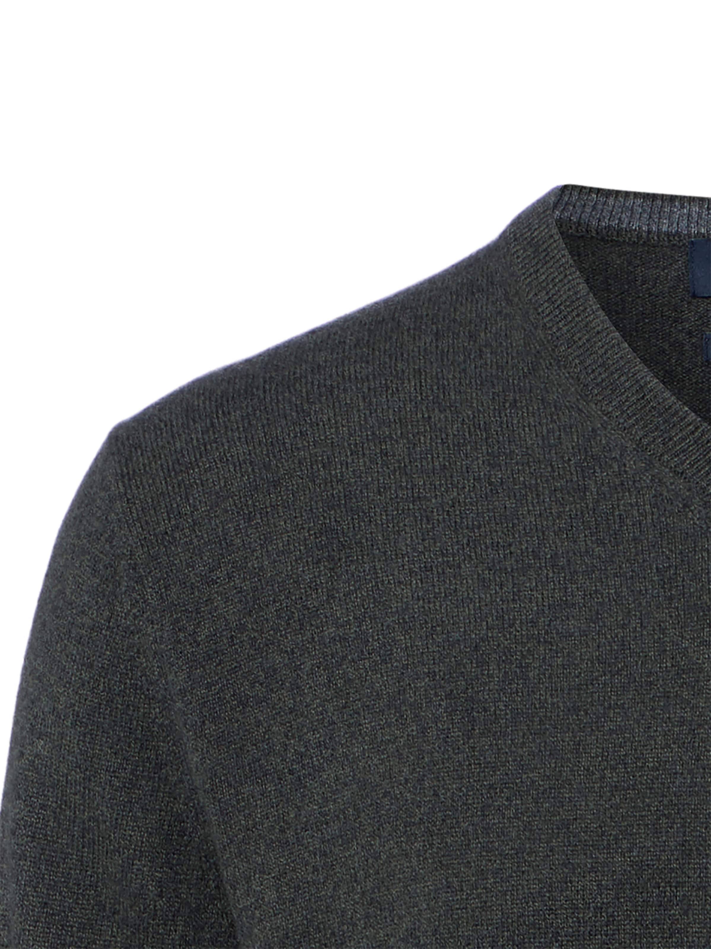 Andrew James Sweater in Green