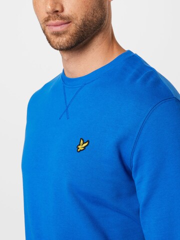 Bluză de molton de la Lyle & Scott pe albastru