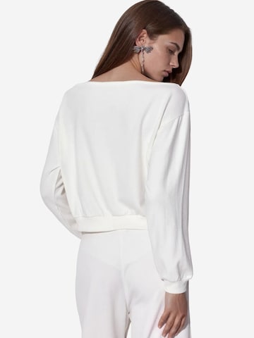 Pullover di Busem in bianco