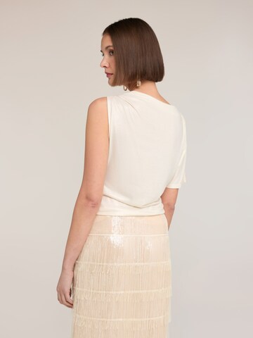 Maglietta di MOTIVI in beige