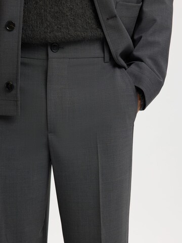 SELECTED Loosefit Hose in Grau