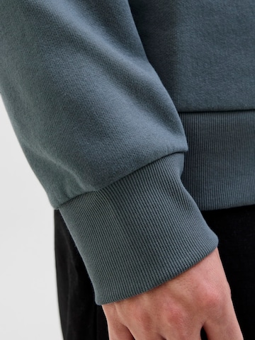 JACK & JONES Sweatshirt in Blauw