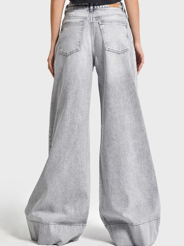 IT'S BASIC Wide leg Jeans in Grijs