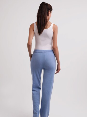 regular Pantaloni di CASH-MERE.CH in blu
