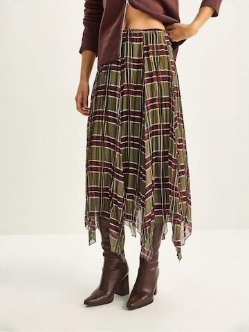 Gonna di Bianco Lucci in verde: frontale