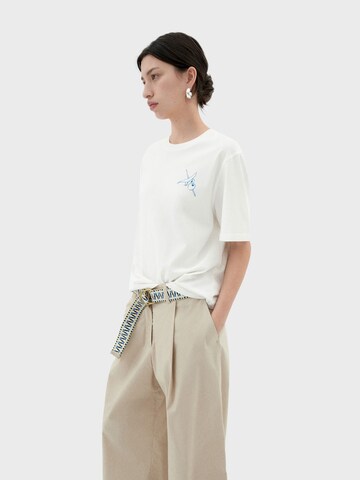 Thinking MU - Camiseta 'Lucia' en blanco: frente