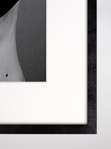 Liv Corday Bild 'Nude Elegant' in Grau