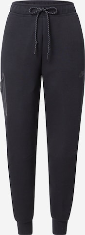 Nike Sportswear Tapered Housut värissä musta: etupuoli