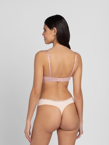 Dorina String in Beige