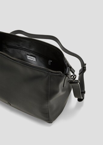 s.Oliver Shoulder Bag in Black