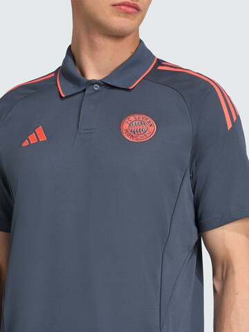 FC BAYERN MÜNCHEN Shirt 'Teamline Coach' in Grey