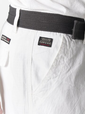 Regular Pantalon cargo KOROSHI en blanc