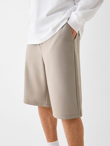 Loosefit Pantaloni di Bershka in beige