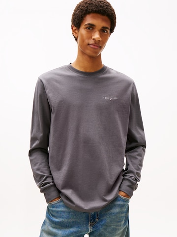 Tommy Jeans Μπλουζάκι σε γκρι: μπροστά