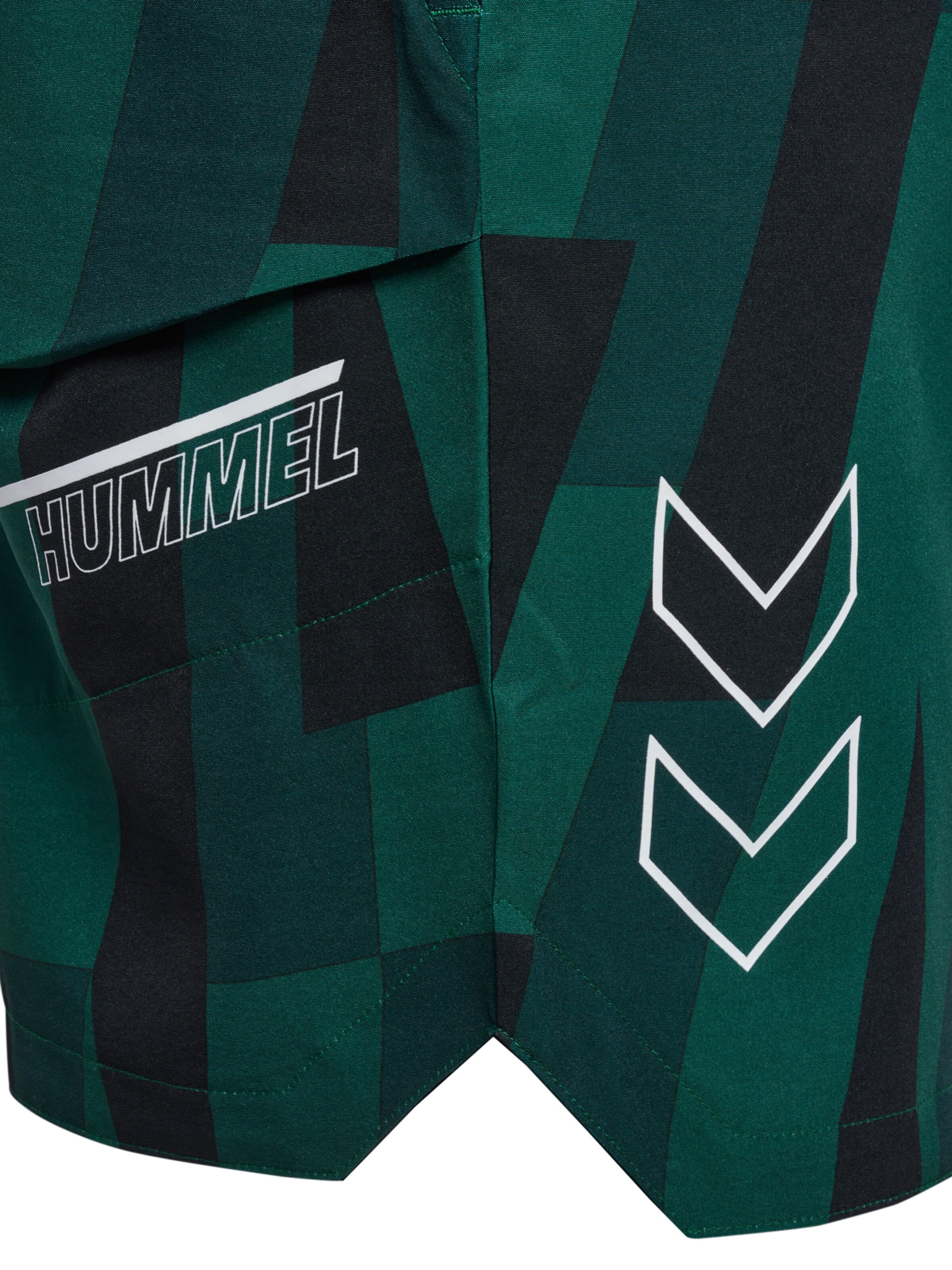 Hummel Regular Sports trousers in Green