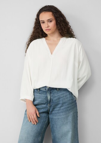 QS Blouse in Beige: front