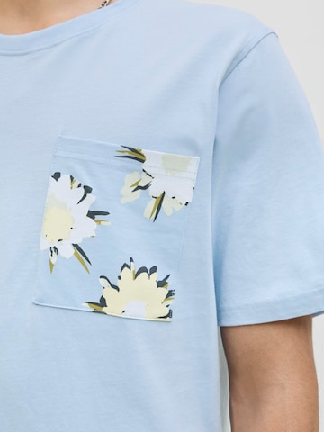 JACK & JONES Shirt 'JORTAVIRA AOP POCKET TEE' in Blue