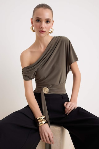 Trendyol Shirt in Green: front