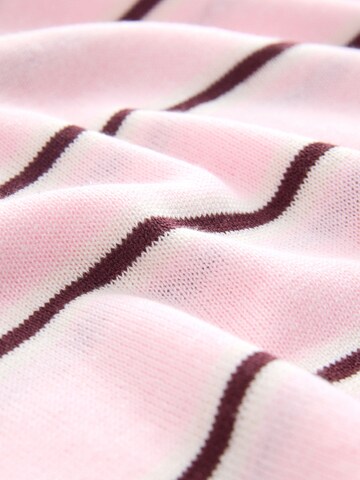 Next Pullover in Pink