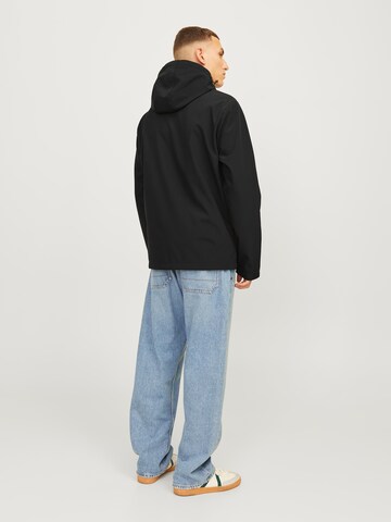 JACK & JONES Funktionsjacke in Schwarz