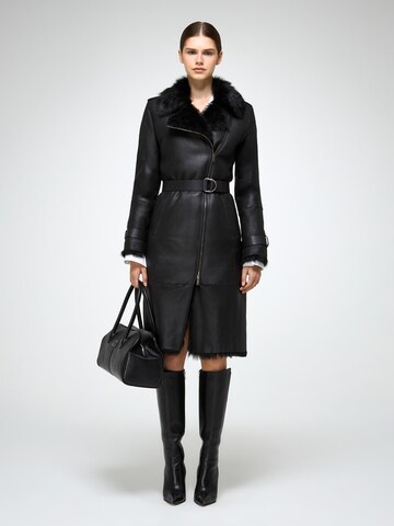 V S P Vinterfrakke 'Lyza' i sort