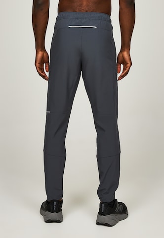 MONTERRAIN Regular Sporthose 'Ramble 3.0 Woven' in Grau