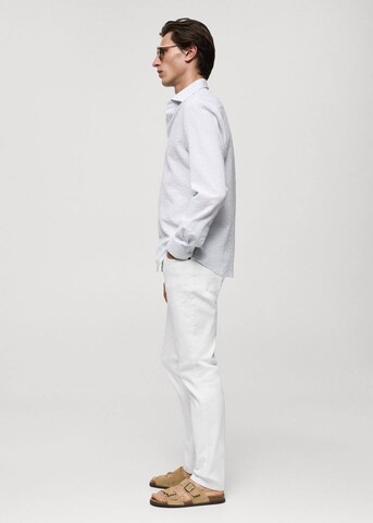 Coupe slim Jean 'Jan' MANGO MAN en blanc