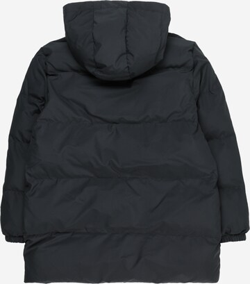 LACOSTE Zimska jakna | črna barva