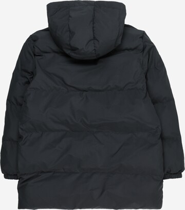 Veste d’hiver LACOSTE en noir