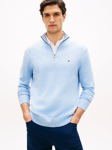 TOMMY HILFIGER Sweater in Blue: front