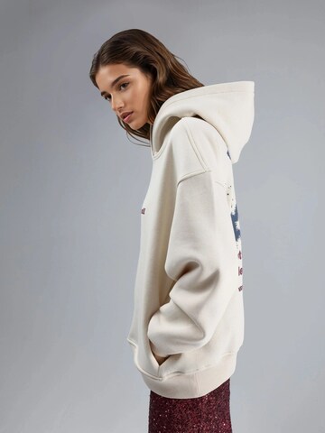 Busem Sweatshirt in Beige