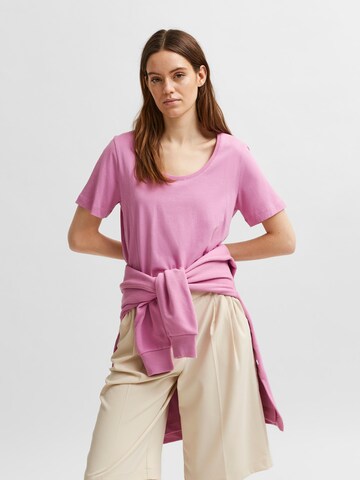 purpurinė SELECTED FEMME Marškinėliai: priekis