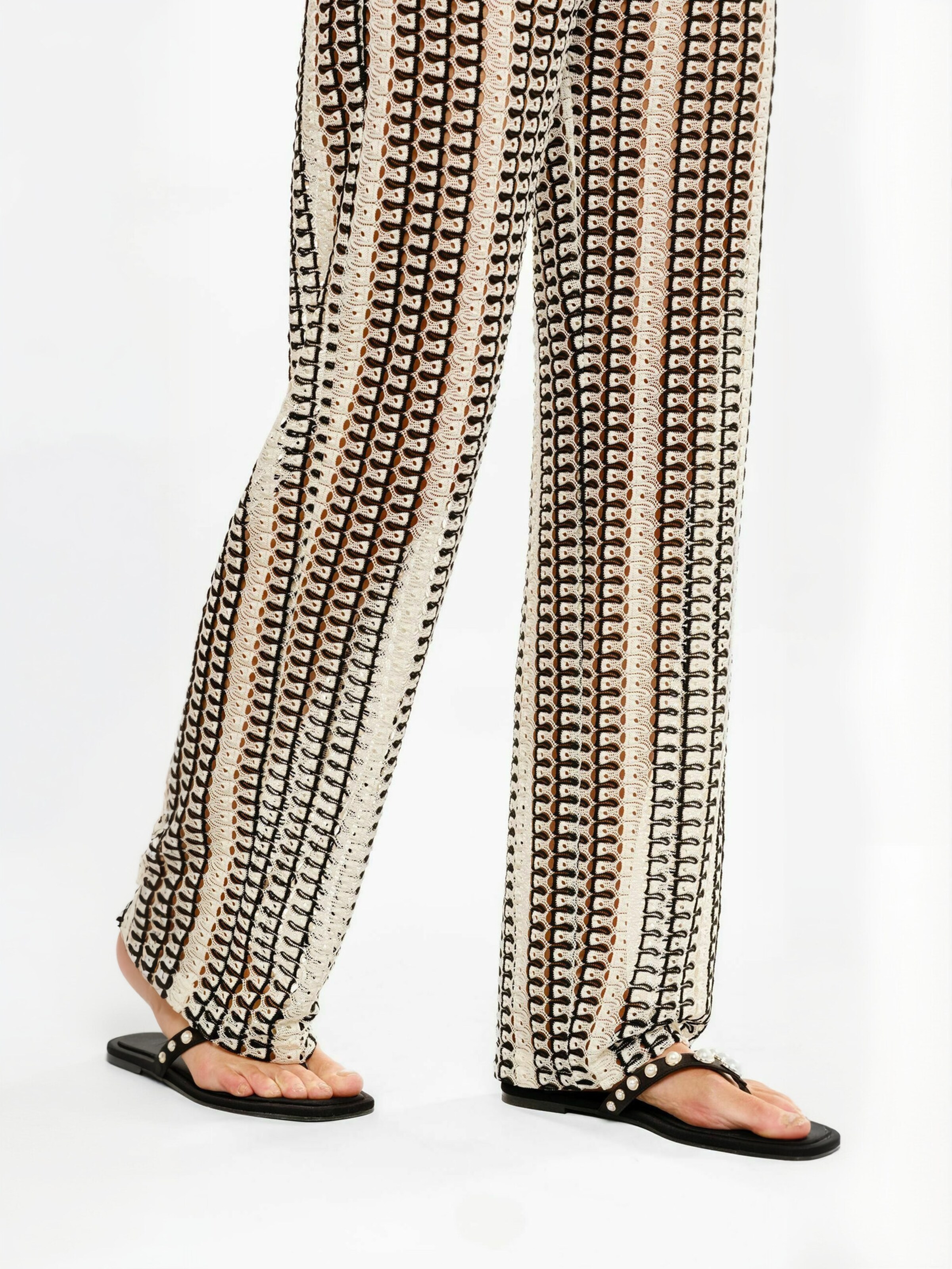 Liberte Essentiel Regular Broek ' CROC ' in Zwart