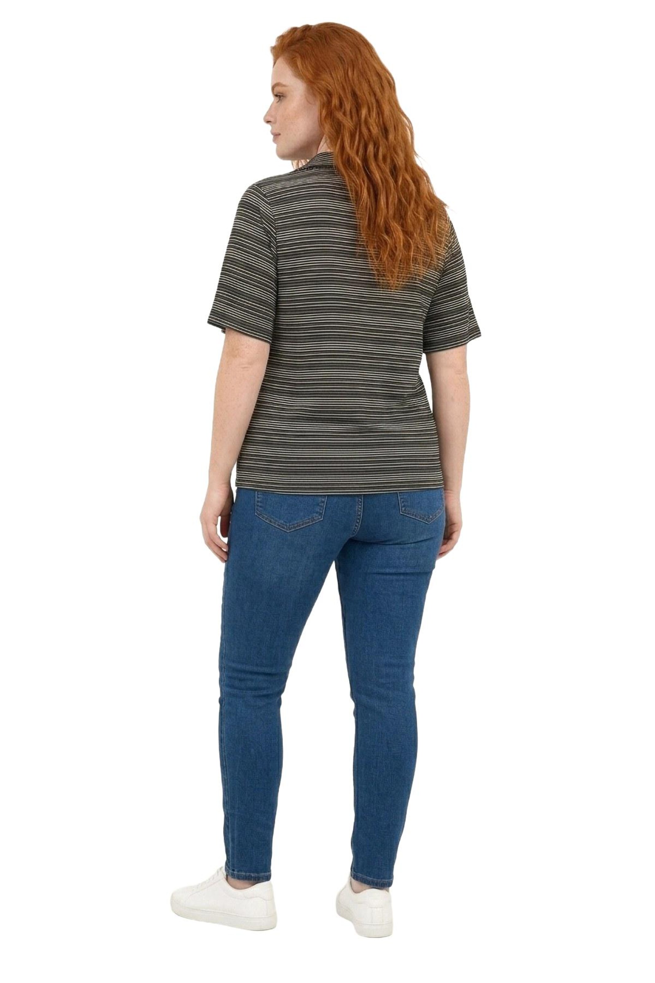 Shape Of You Shirt in Zwart
