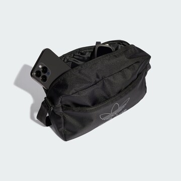 ADIDAS ORIGINALS Sports Bag in Black